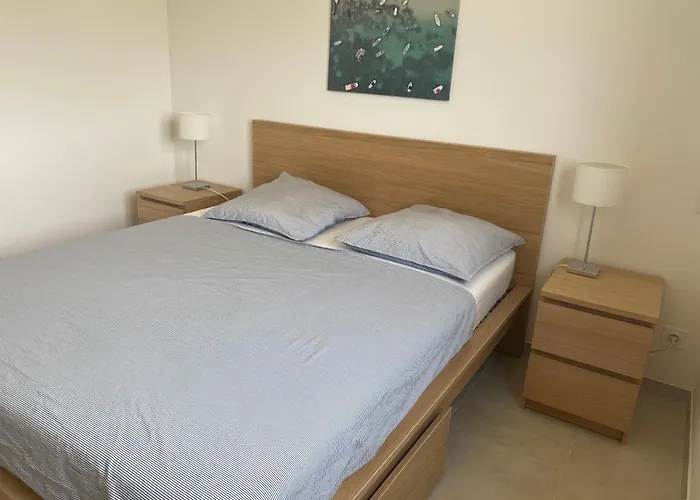 Bord De Apartment Pietrosella